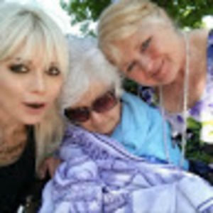 Meet your Posher, Debra